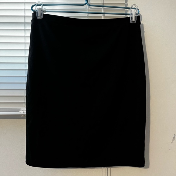 Basic Bodycon/Midi skirt Pull on - Picture 1 of 6